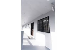 5300 W 21st Ct 311, Hialeah