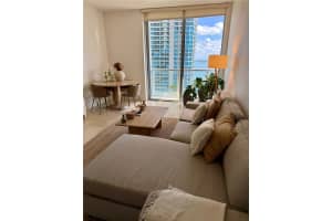 Avenue on Brickell, 1060 Brickell Ave APT 2707, Miami, FL 33131, - MLS#A11924270