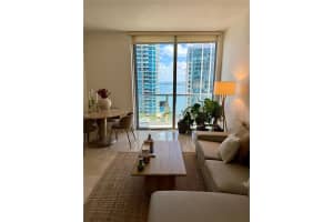 Avenue on Brickell, 1060 Brickell Ave APT 2707, Miami, FL 33131, - MLS#A11924270