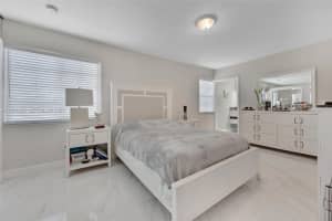 9980 SW 37th Terrace, Miami, FL 33165, Sold 02/24/26