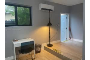 11401 Taft St 2, Pembroke Pines