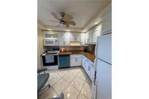 4800 Hillcrest Ln 511 Hollywood, FL 33021 - MLS#A11924370