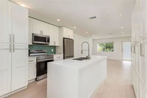 1421 NE 30th Ct #1412, Oakland Park, FL 33334, - MLS#A11924409