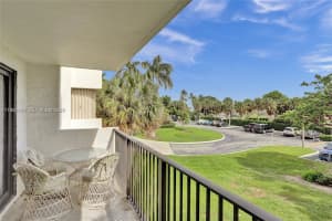 1201 S Ocean Dr APT 220S, Hollywood, FL 33019, - MLS#A11924411