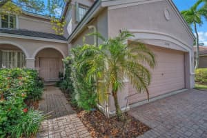 1058 Tupelo Way, Weston, FL 33327, - MLS#A11924429