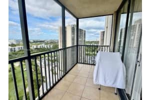 20335 W Country Club Dr 2101 Aventura, FL 33180 - MLS#A11924436