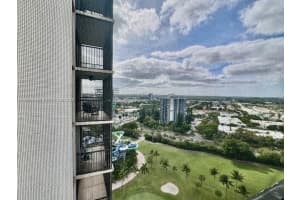 20335 W Country Club Dr 2101 Aventura, FL 33180 - MLS#A11924436