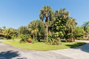 740 31st St SW, Naples, FL 34117, - MLS#A11924446