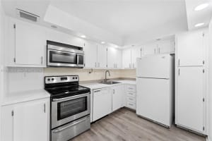 3731 N Country Club 921 Aventura, FL 333180 - MLS#A11924465