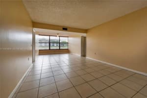 1520 Whitehall Dr APT 101, Davie, FL 33324, - MLS#A11924482