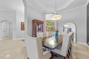 1470 Victoria Isle Dr Weston, FL 33327 - MLS#A11924529