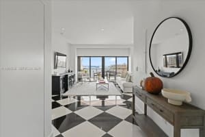 1800 NE 114th St, Miami, FL 33181, - MLS#A11924538