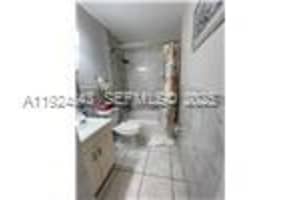 1471 W 43rd Pl 302 Hialeah, FL 33012 - MLS#A11924543
