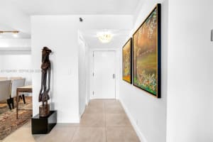 4000 Towerside Ter 705 Miami, FL 33138 - MLS#A11924600