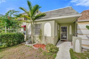 MLS# A11924625, North Miami, Florida 33181