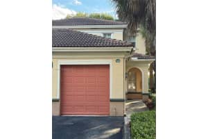 2442 Centergate Dr 106, Miramar