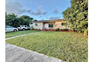 1121 Ne 154th Ter North Miami Beach, FL 33162 - MLS#A11924646