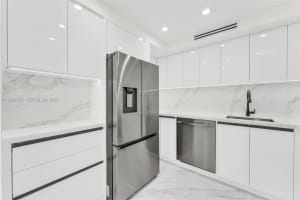 251 174th St 1414, Sunny Isles Beach