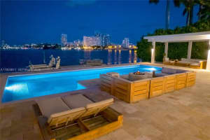 327 E Rivo Alto Dr Miami Beach, FL 33139 - MLS#A11924811