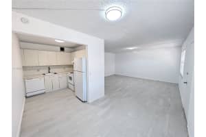 850 Sw 133rd Ter 202b Pembroke Pines, FL 33027 - MLS#A11924812