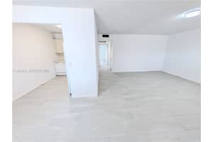 850 Sw 133rd Ter 202b Pembroke Pines, FL 33027 - MLS#A11924812