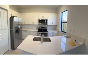 MLS# A11924832, Homestead, Florida 33032