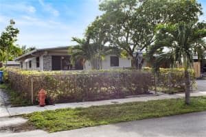 1410 Nw 42nd St Oakland Park, FL 33309 - MLS#A11924879