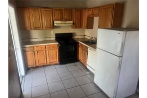 1040 Nw 24th Ave Fort Lauderdale, FL 33311 - MLS#A11924905