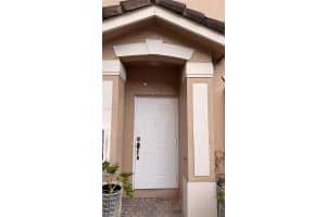 5785 Nw 116th Ave 106, Doral