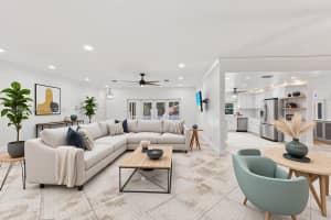 16751 Waters Edge Dr Weston, FL 33326 - MLS#A11924968