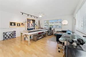 7440 Byron Ave APT 1B, Miami Beach, FL 33141, - MLS#A11924970