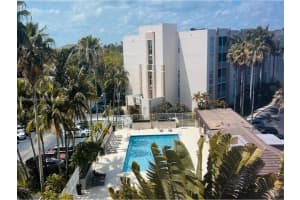 9805 Nw 52nd St 502, Doral