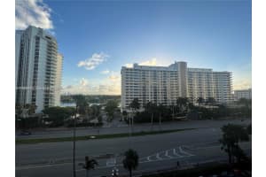 5555 Collins Ave 7t Miami Beach, FL 33140 - MLS#A11925016