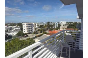 7800 Carlyle Ave. 6c, Miami Beach