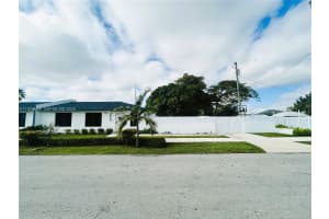 10305 Sw 183rd St Miami, FL 33157 - MLS#A11925036