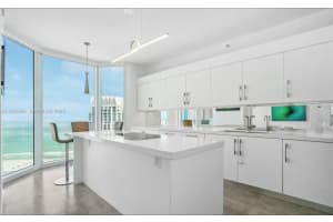 300 South Pointe Dr APT 3502, Miami Beach, FL 33139, - MLS#A11925066