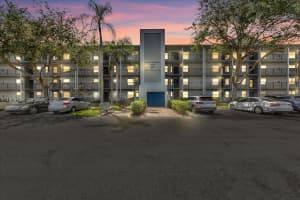 650 SW 124th Terrace APT 105P, Pembroke Pines, FL 33027, - MLS#A11925109