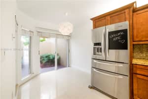 5127 Nw 102nd Ct 5127 Doral, FL 33178 - MLS#A11925115