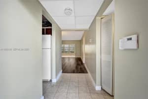 1030 Country Club Dr APT 405, Margate, FL 33063, - MLS#A11925138