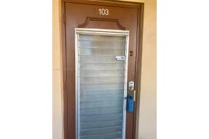 9261 Sunrise Lakes Blvd 103 Sunrise, FL 33322 - MLS#A11925175