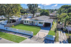 6810 Farragut St, Hollywood