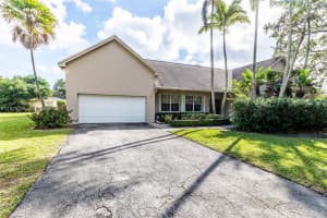 14901 Sw 82nd Ave, Palmetto Bay
