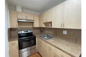 4721 NW 7th St Apt 104-12, Miami, FL 33126, - MLS#A11925261