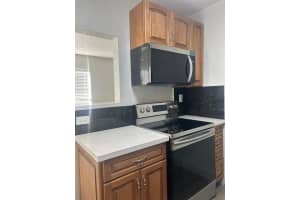 806 Nw 18th St Fort Lauderdale, FL 33311 - MLS#A11925289