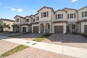 2747 Se 25th Ave Homestead, FL 33035 - MLS#A11925290