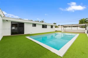 7731 Farragut St, Hollywood