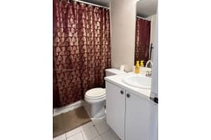 2735 W 66th St Apt 21-23, Hialeah, FL 33016, - MLS#A11925329