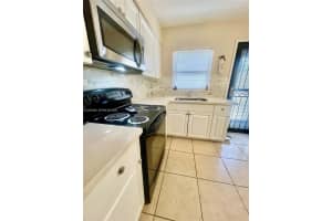 1064 SW 2nd St #1, Hallandale Beach, FL 33009, - MLS#A11925339