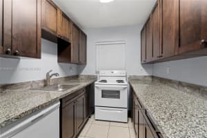 980 Ne 170th St 118 North Miami Beach, FL 33162 - MLS#A11925347