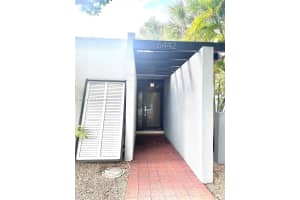 6442 Milk Wagon Ln Miami Lakes, FL 33014 - MLS#A11925364